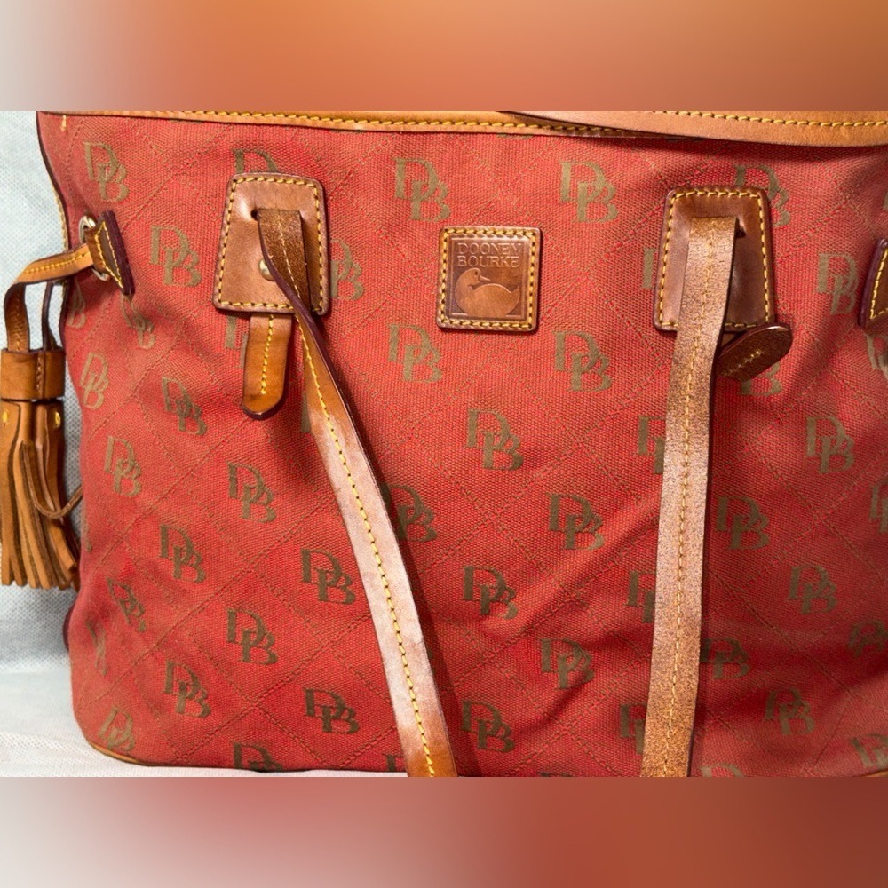 Vintage Dooney & Bourke Redish Orange and Tan purse, bag, handbag - Picture 2 of 14